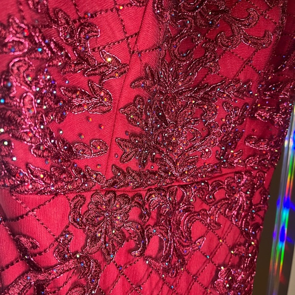 Nox Anabel Maxi dress size 12 (red) - Picture 7 of 7